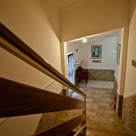 Pansion Sivric Maison d'hôtes